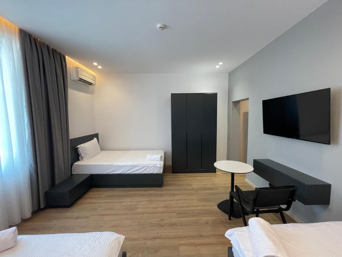 Hotel Ladi 4*